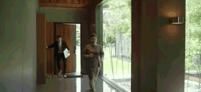 嘉多彩丨在中國,擁有《寄生蟲》里的“豪宅”一共分幾步?.gif 嘉多彩丨在中國,擁有《寄生蟲》里的“豪宅”一共分幾步?.gif